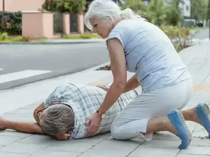 Work Injury Treatment in Atlanta, GA - Arrowhead Clinic Chiropractor